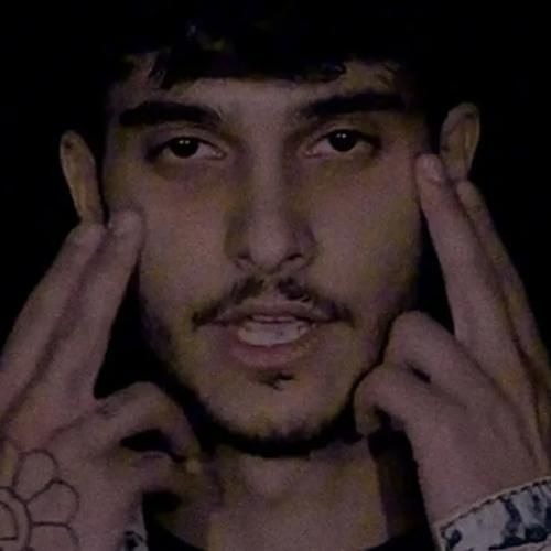 بیوگرافی متین فتاحی